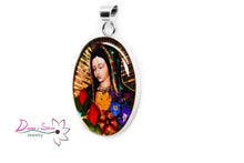 Cargar imagen en el visor de la galería, Dije de La Virgen de Guadalupe Mediana (DSDJVR-03)